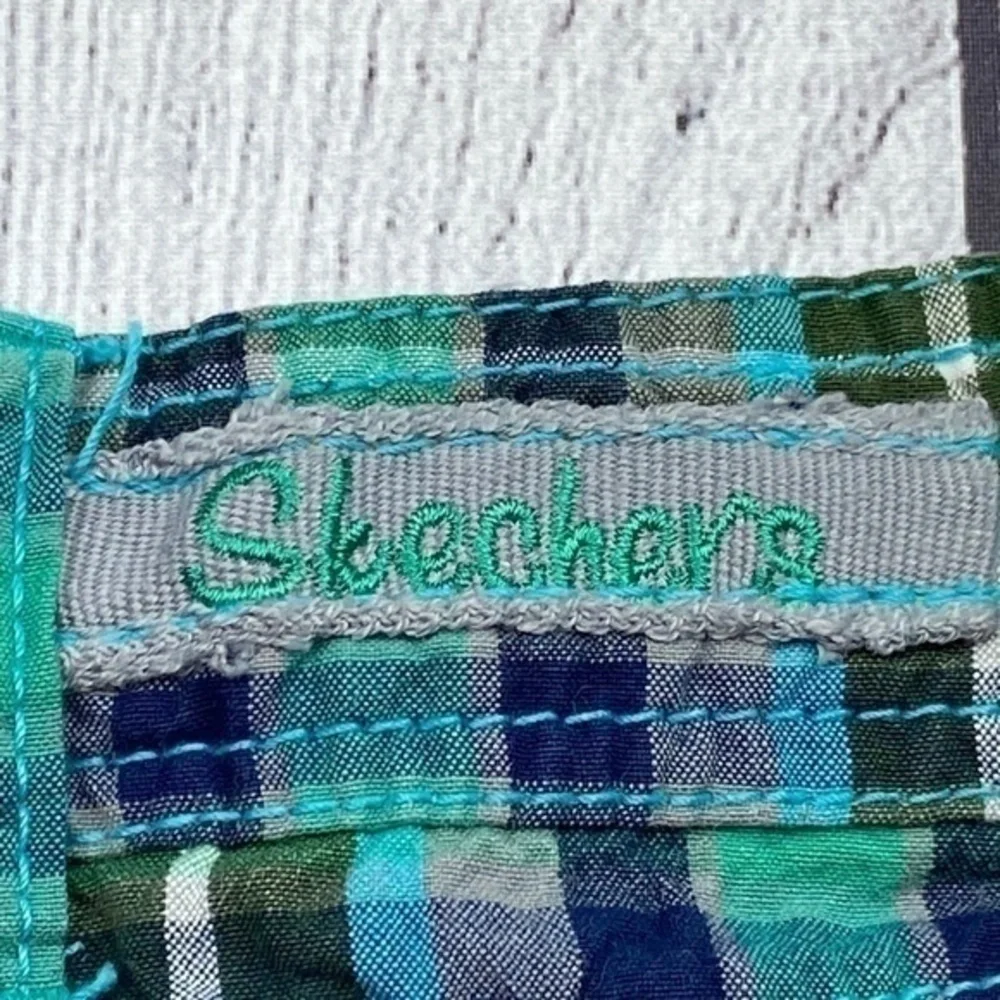 Skechers girl size